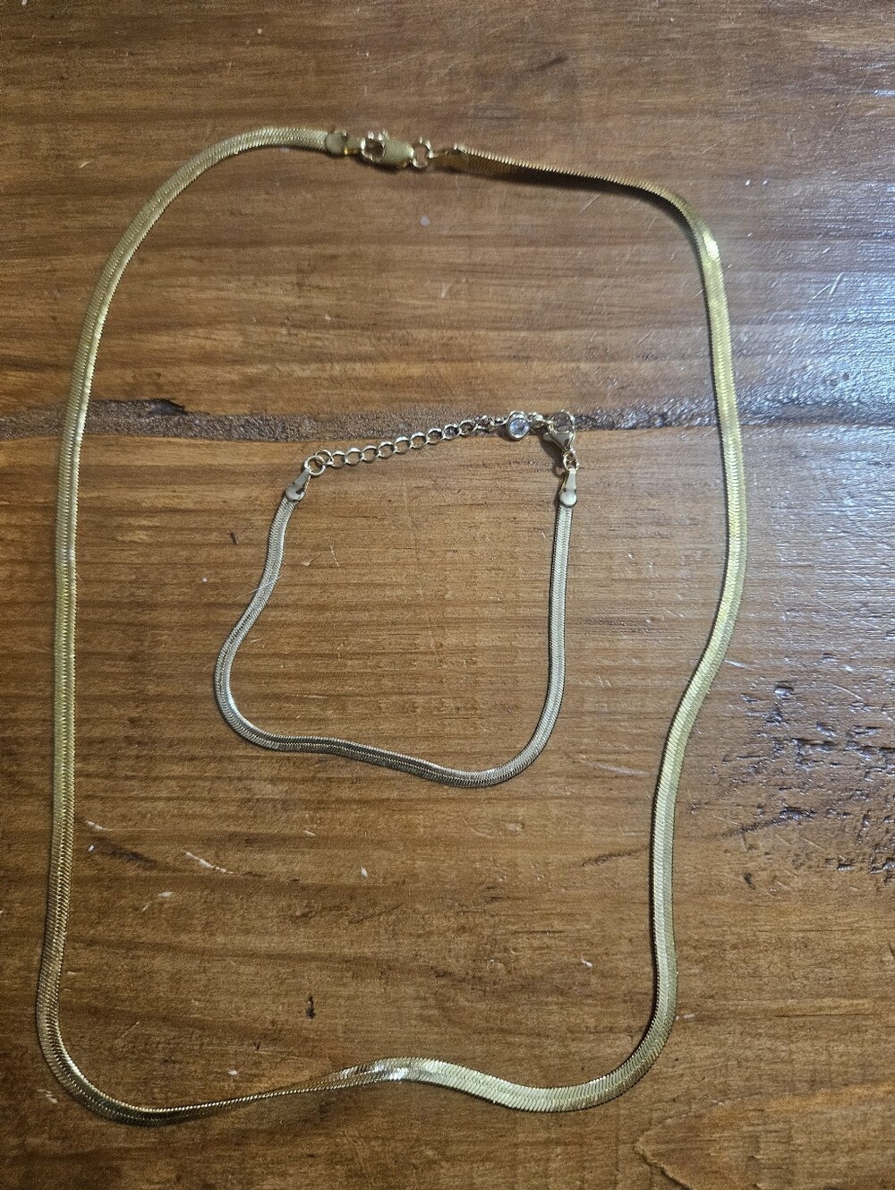 Classic Gold Herringbone Necklace and Bracelet Set - Unbranded